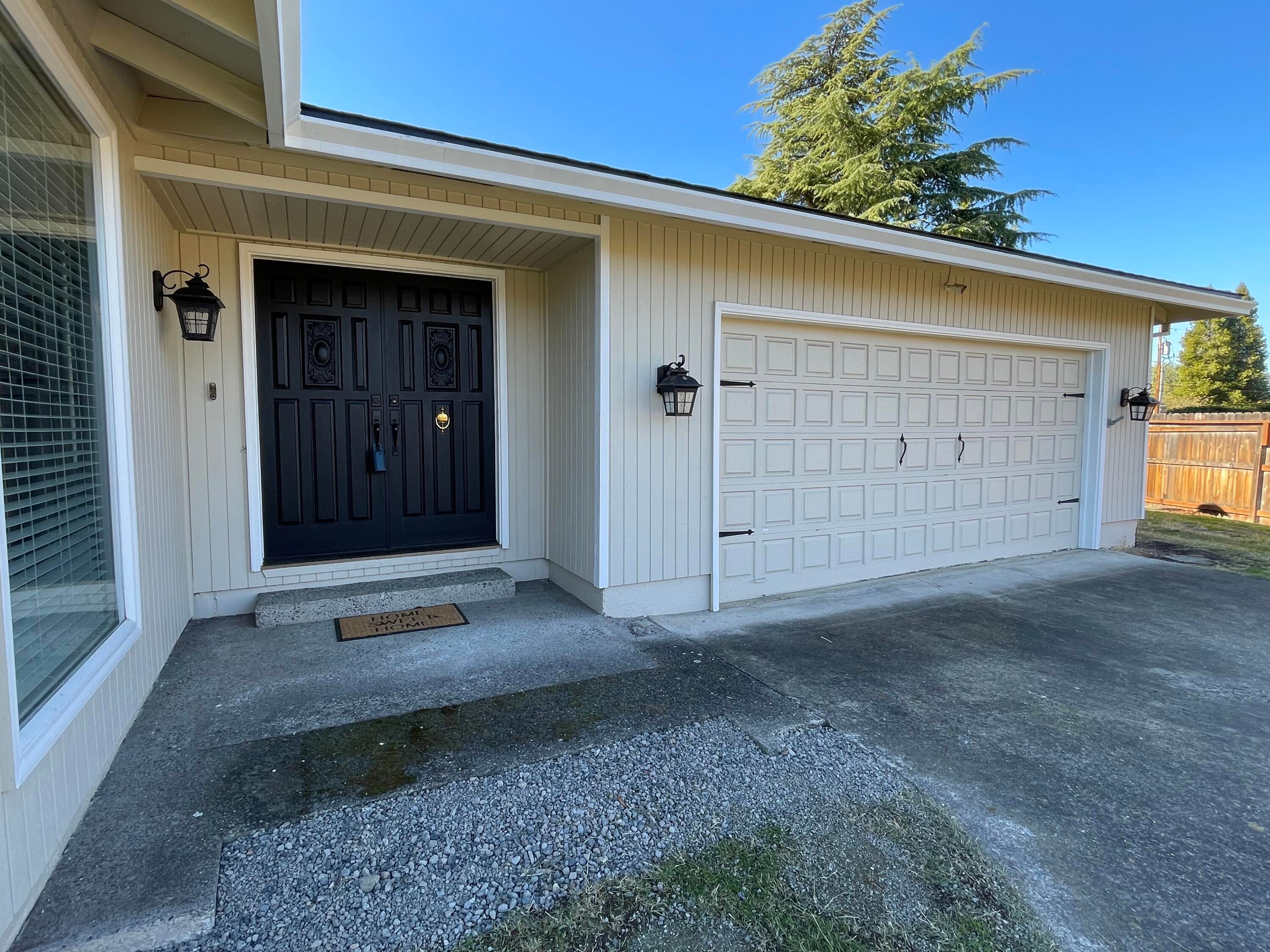 713 Pierce Road Medford, OR 97504 - Photo 5 of 25 713 -3