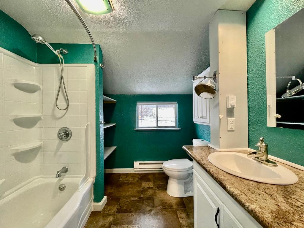 1029 Pinos Street Rhinelander, WI 54501 - Photo 9 of 28 Gallery Image 9
