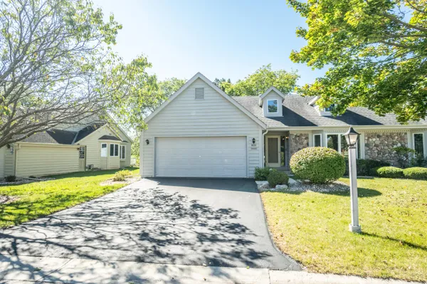 $319,900 | W179N9765 Riversbend Circle West, Germantown, WI 53022