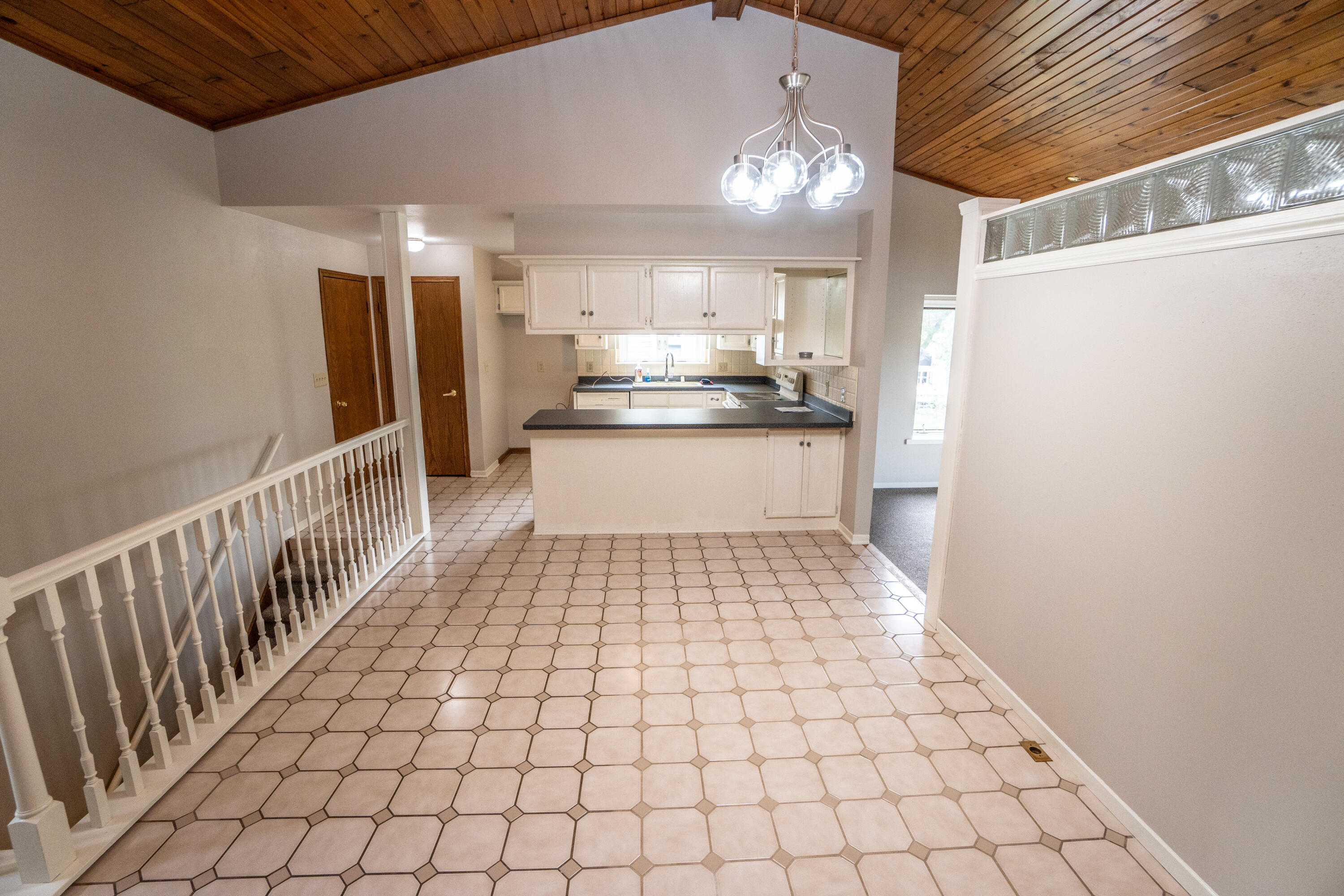 W179N9765 Riversbend Circle West Germantown, WI 53022 - Photo 7 of 23 DSC02158