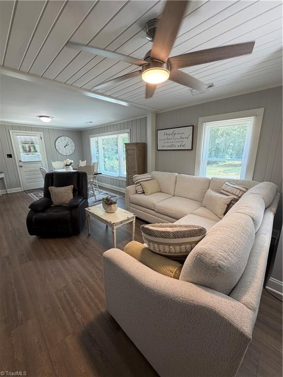 1416 Perryman Road Lexington, NC 27295 - Photo 9 of 24
