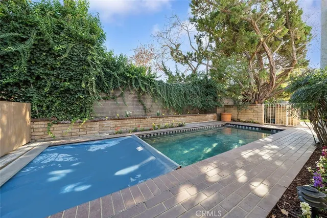 $1,200,000 | 472 Heidelburg Lane, Claremont, CA 91711