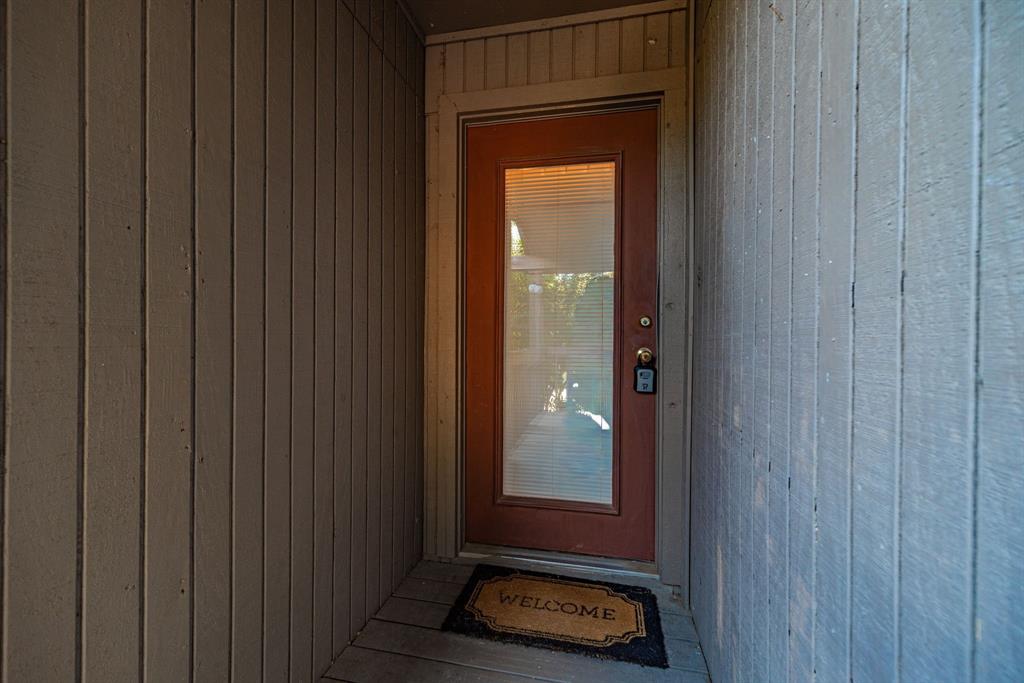 1106 Signal Ridge Place Rockwall, TX 75032 - Photo 2 of 32