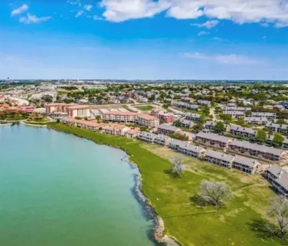 $195,000 | 1106 Signal Ridge Place, Rockwall, TX 75032