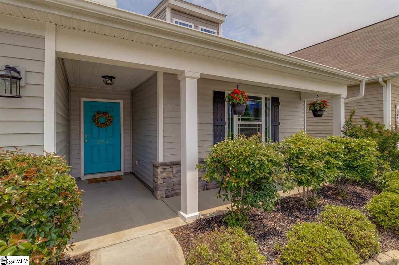 225 Riverdale Road Simpsonville, SC 29680 - Photo 3 of 31 Gallery Image 3