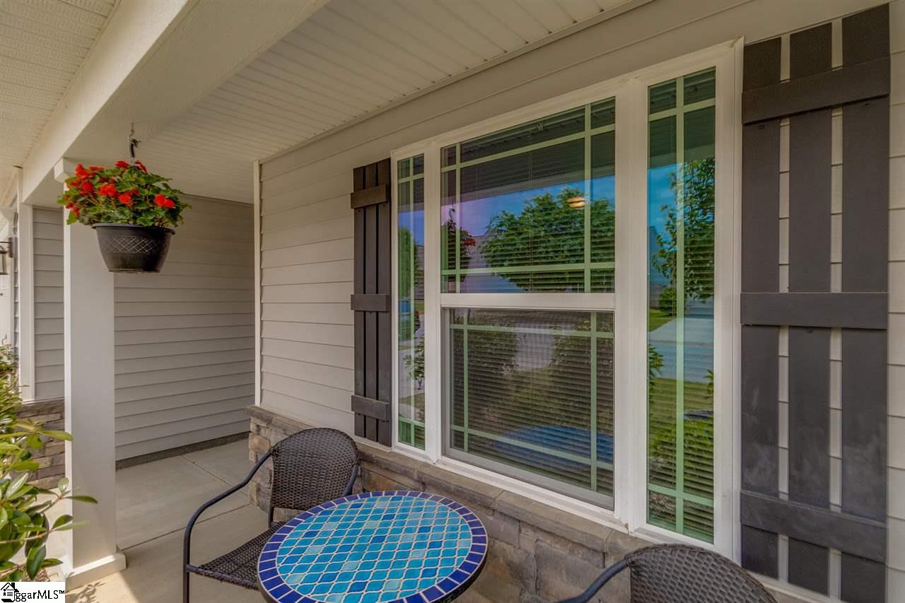 225 Riverdale Road Simpsonville, SC 29680 - Photo 4 of 31 Gallery Image 4