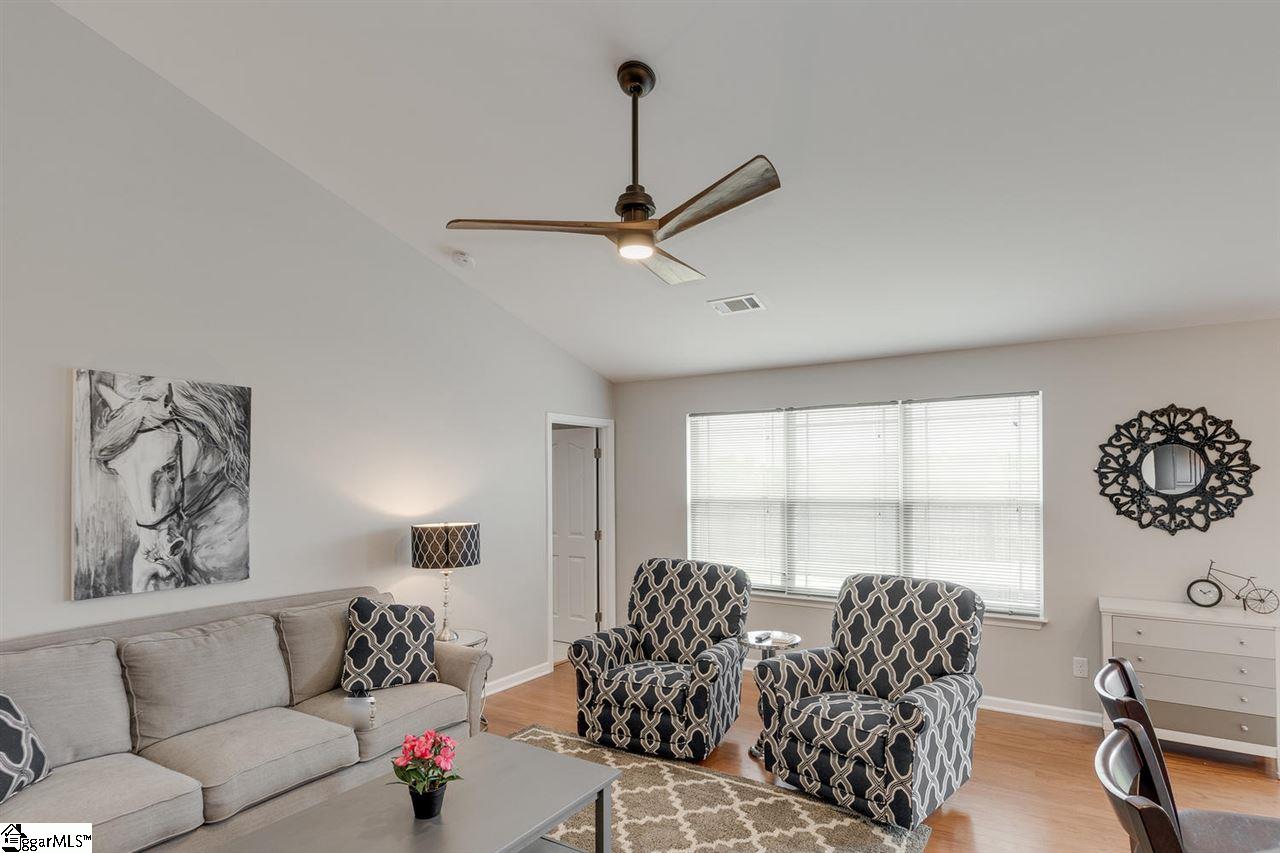 225 Riverdale Road Simpsonville, SC 29680 - Photo 6 of 31 Gallery Image 6