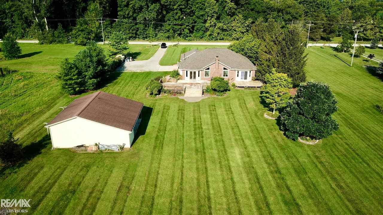 2326 Miller Road Memphis, MI 48041 - Photo 10 of 37