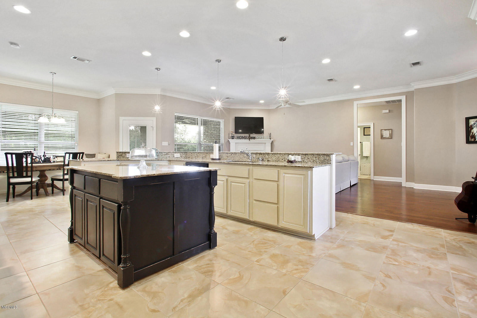 10116 Jordan Road Ocean Springs, MS 39565 - Photo 8 of 25 jordanrdkitchen1