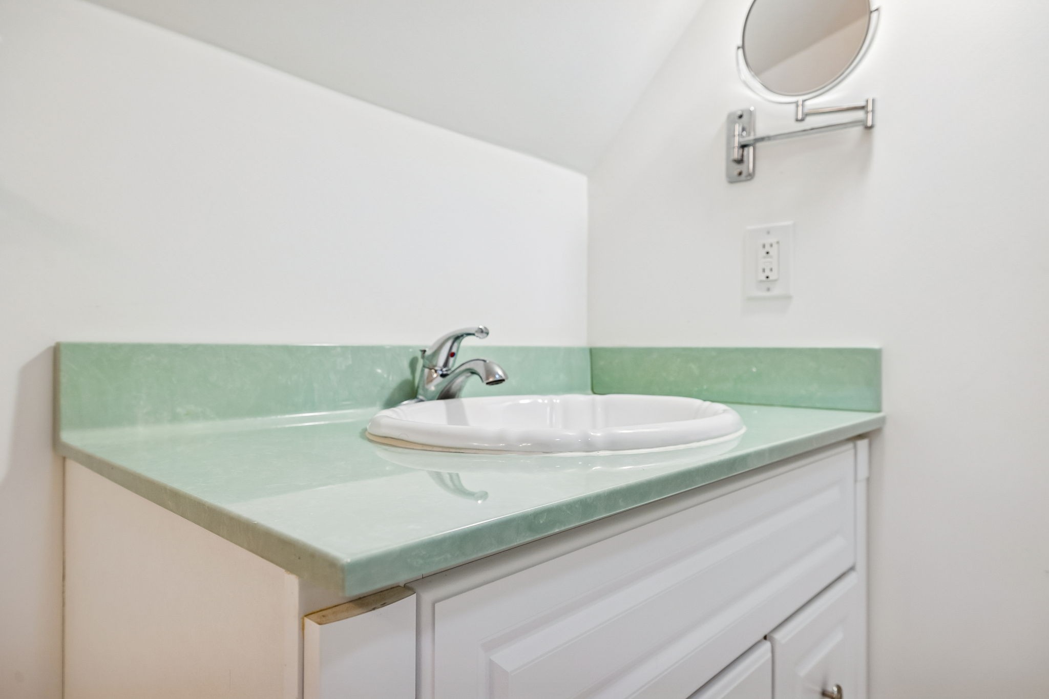 1010 Street Road Kingston Springs, TN 37082 - Photo 56 of 94 a bathroom with a sink and a mirror