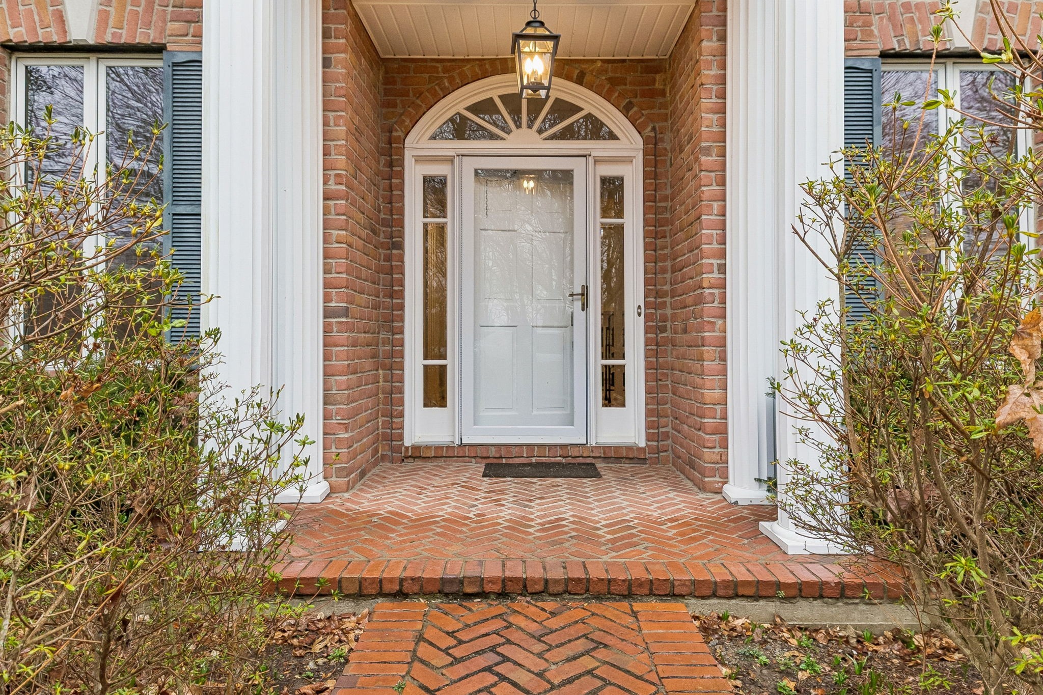 1010 Street Road Kingston Springs, TN 37082 - Photo 7 of 94 a view of front door of house