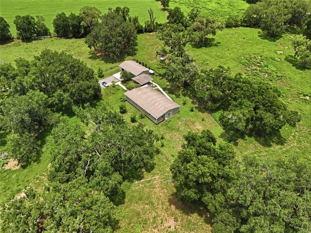 9468 Janmar Road Dade City, FL 33525 - Photo 12 of 47