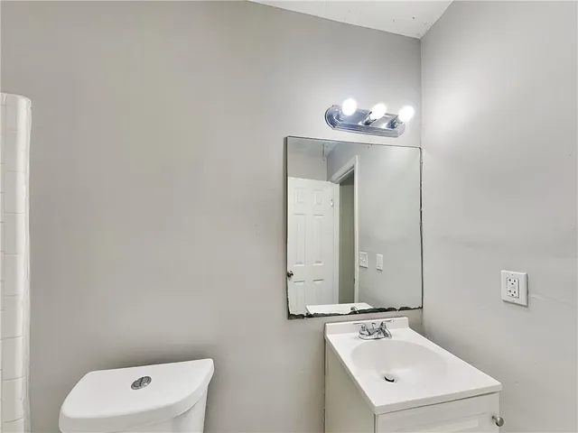 $1,200 | 1829 Whitehall Forest Court Southeast, Atlanta, GA 30316