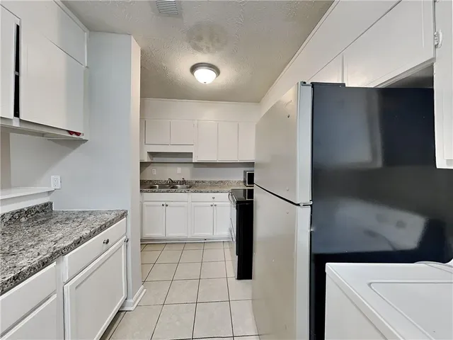 $1,200 | 1829 Whitehall Forest Court Southeast, Atlanta, GA 30316