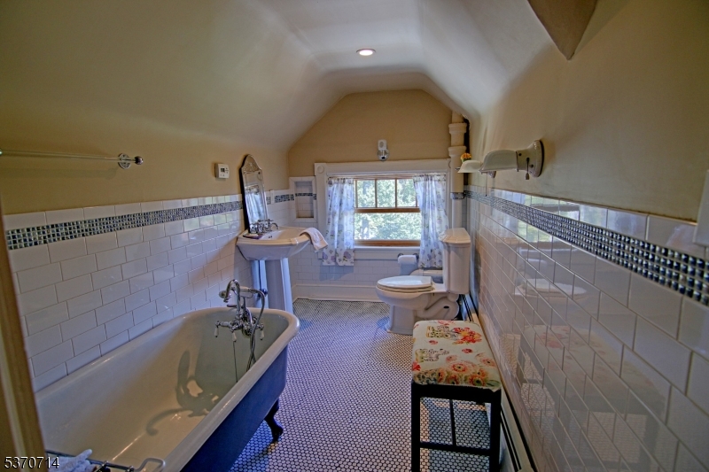 44 Manor Drive Bernards, NJ 07920 - Photo 27 of 31