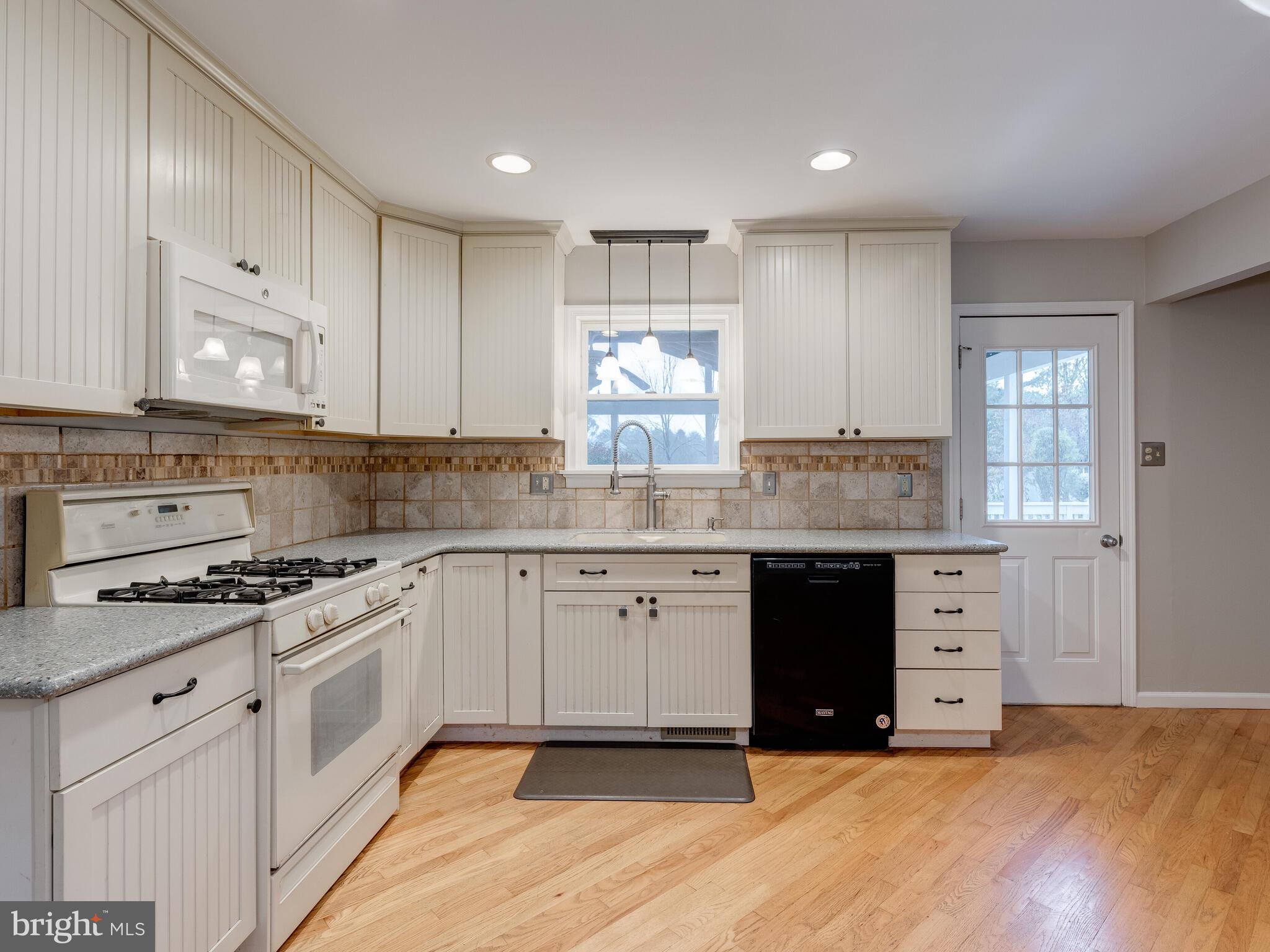 4 Krauser Road Downingtown, PA 19335 - Photo 5 of 30 Gallery Image 5