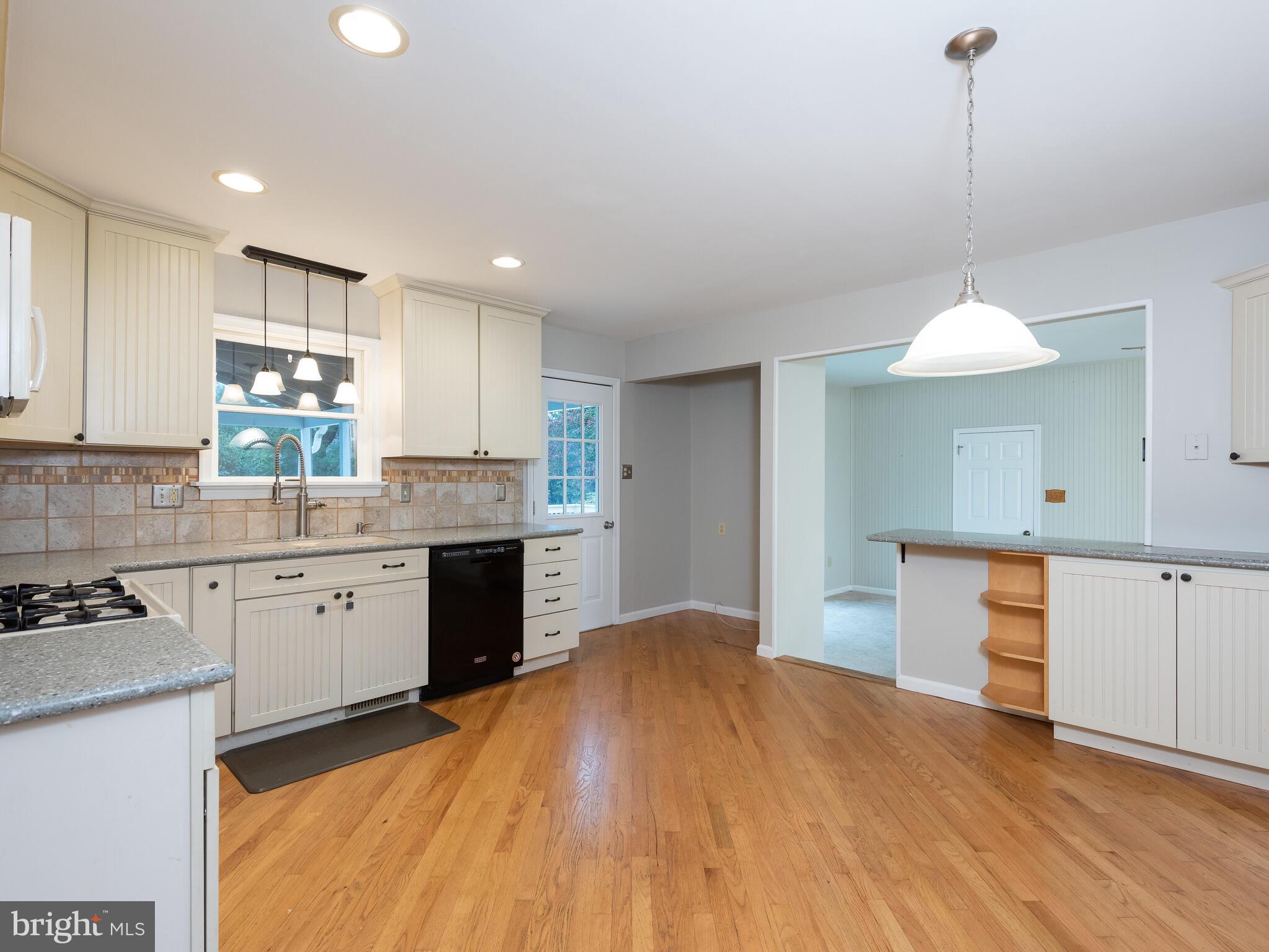 4 Krauser Road Downingtown, PA 19335 - Photo 6 of 30 Gallery Image 6