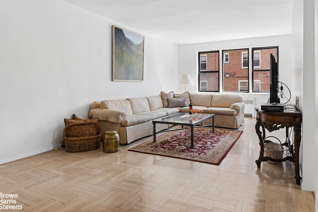 640 West 239th Street, Unit 2F Bronx, NY 10463 - Photo 5 of 17