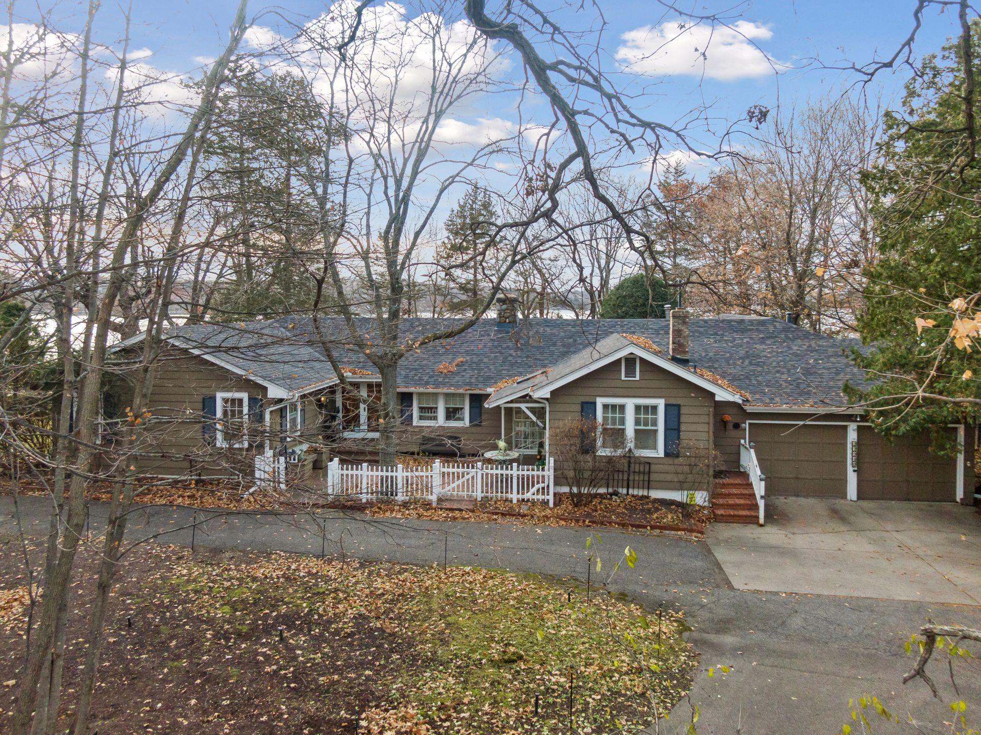 27940 Smithtown Road Shorewood, MN 55331 - Photo 14 of 40 Gallery Image 14
