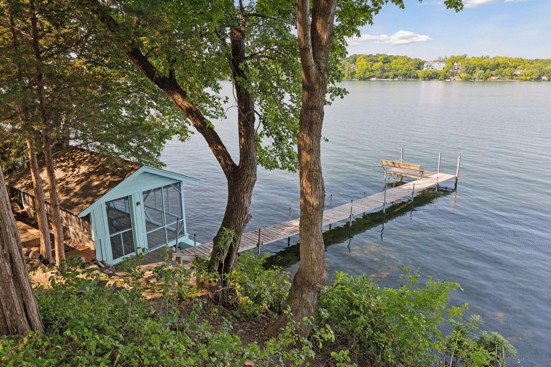 27940 Smithtown Road Shorewood, MN 55331 - Photo 3 of 40 Gallery Image 3