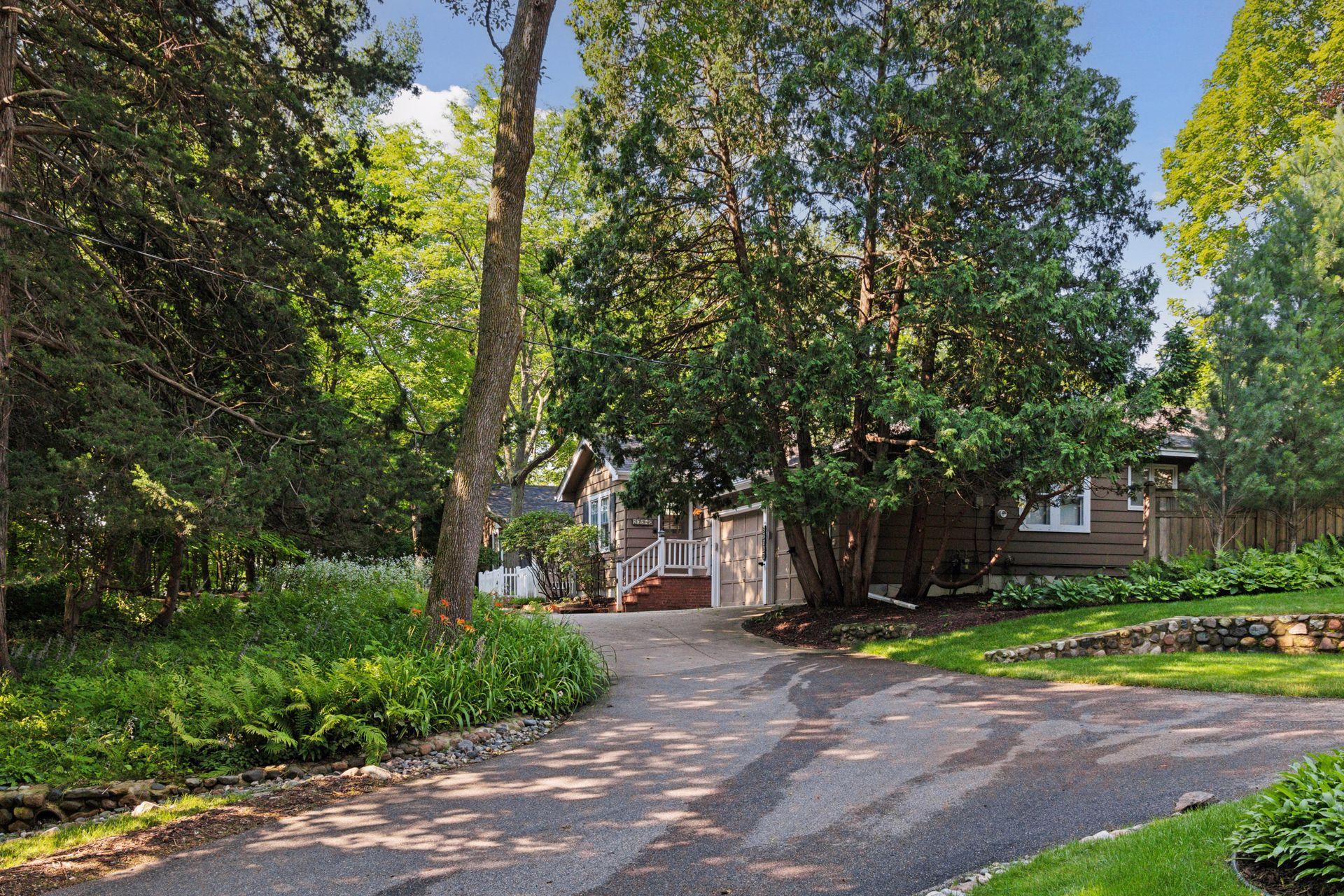 27940 Smithtown Road Shorewood, MN 55331 - Photo 33 of 40 Gallery Image 33