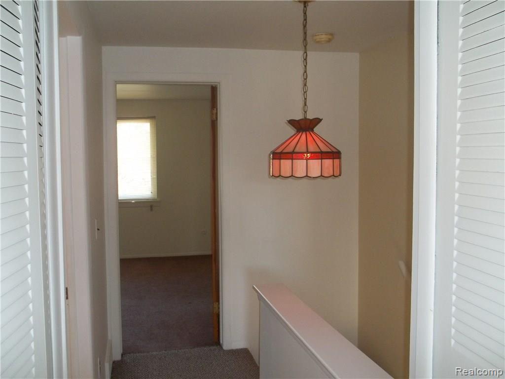 4422 15 Mile Road Sterling Heights, MI 48310 - Photo 2 of 29 100_1916.JPG