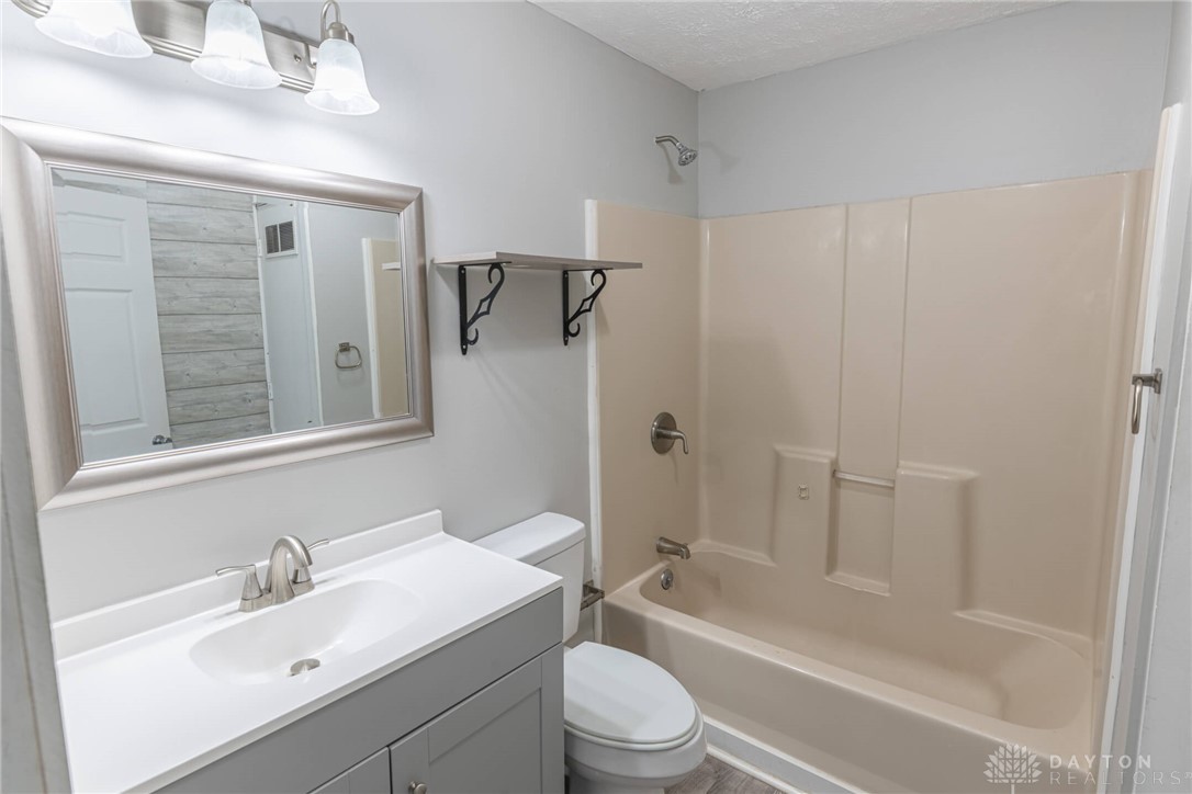 1814 Rice Boulevard Fairborn, OH 45324 - Photo 14 of 19