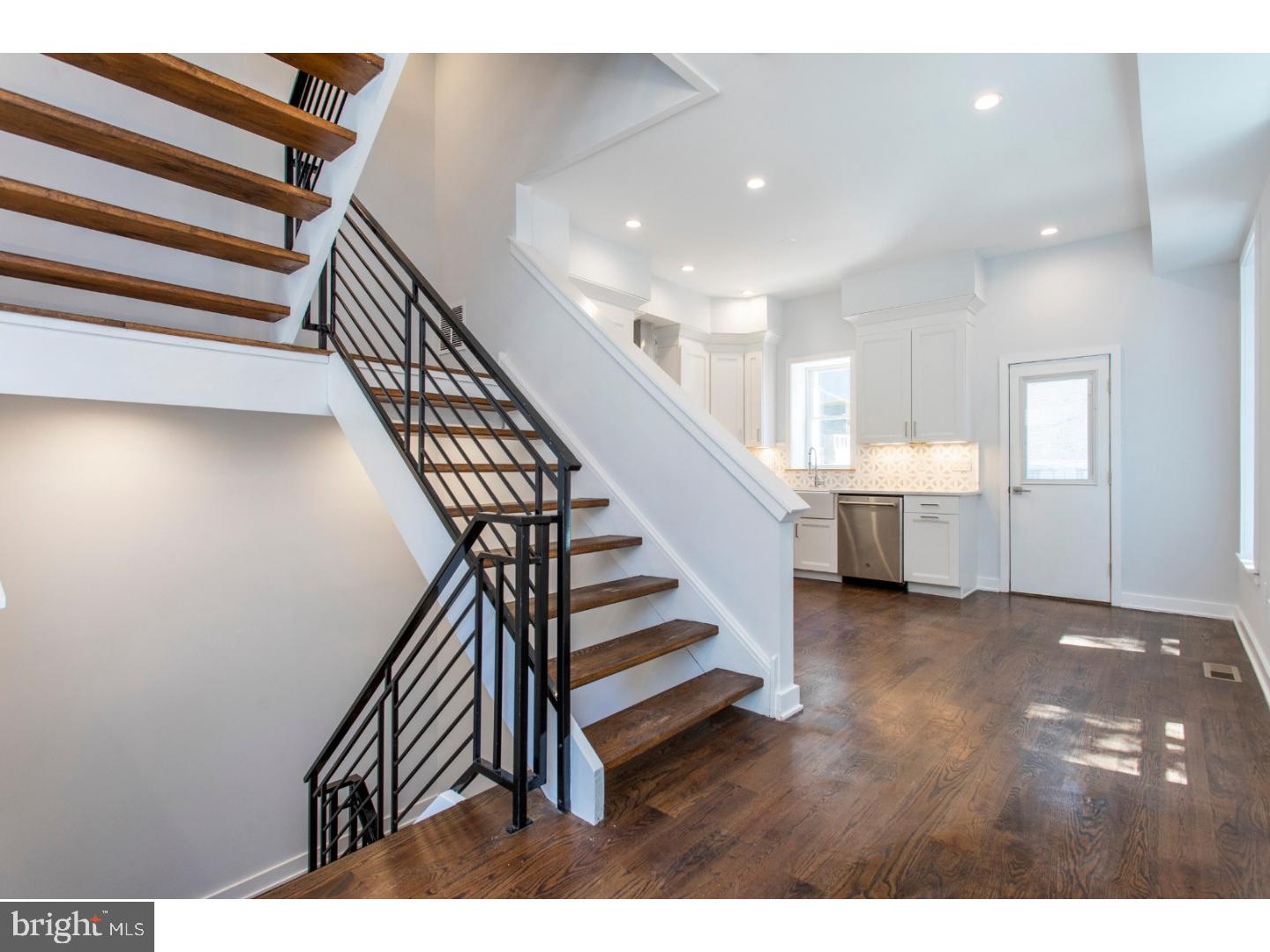 779 South Cleveland Street Philadelphia, PA 19146 - Photo 2 of 25