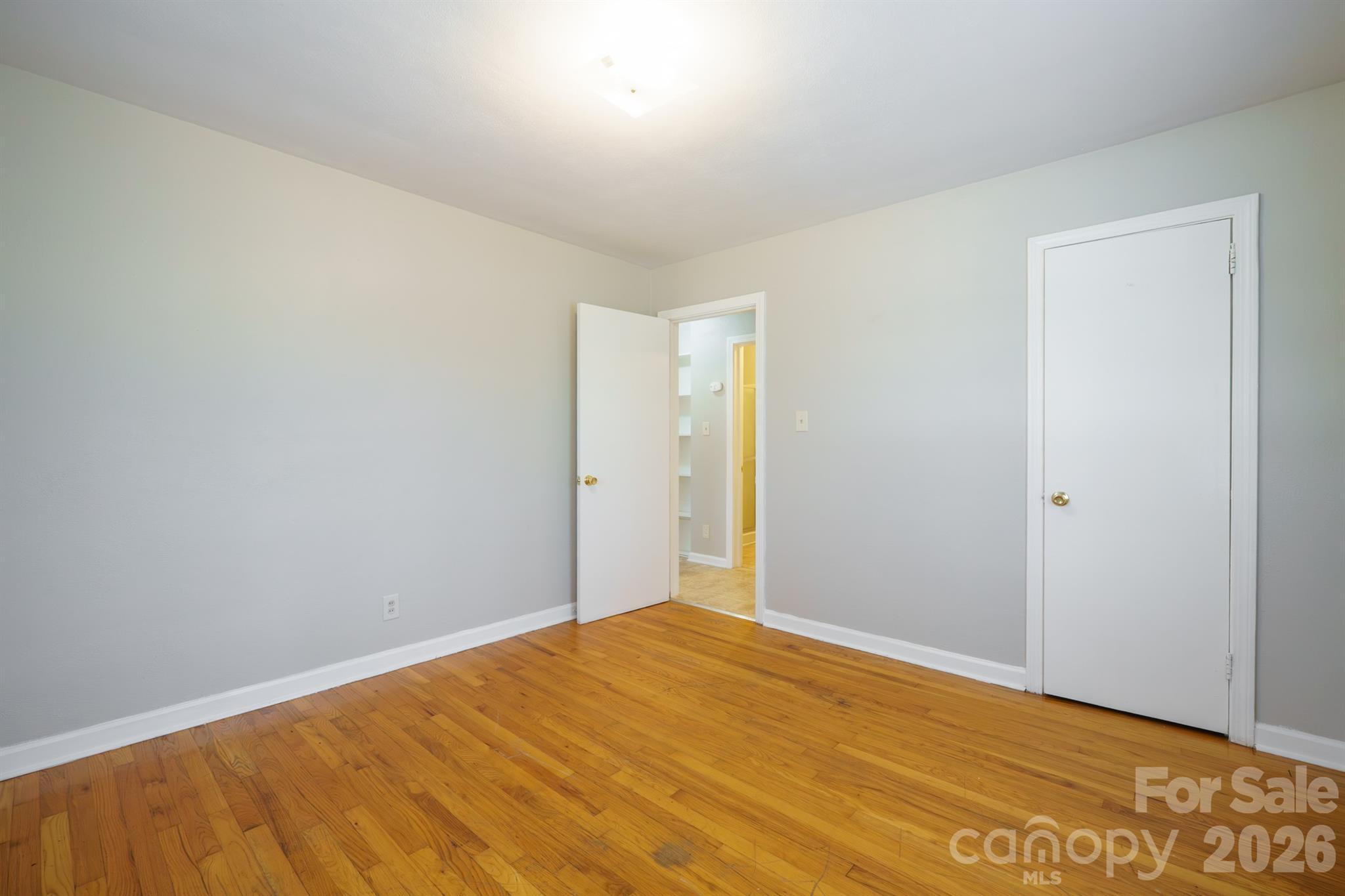 829 4th Avenue Southwest Hickory, NC 28602 - Photo 15 of 16
