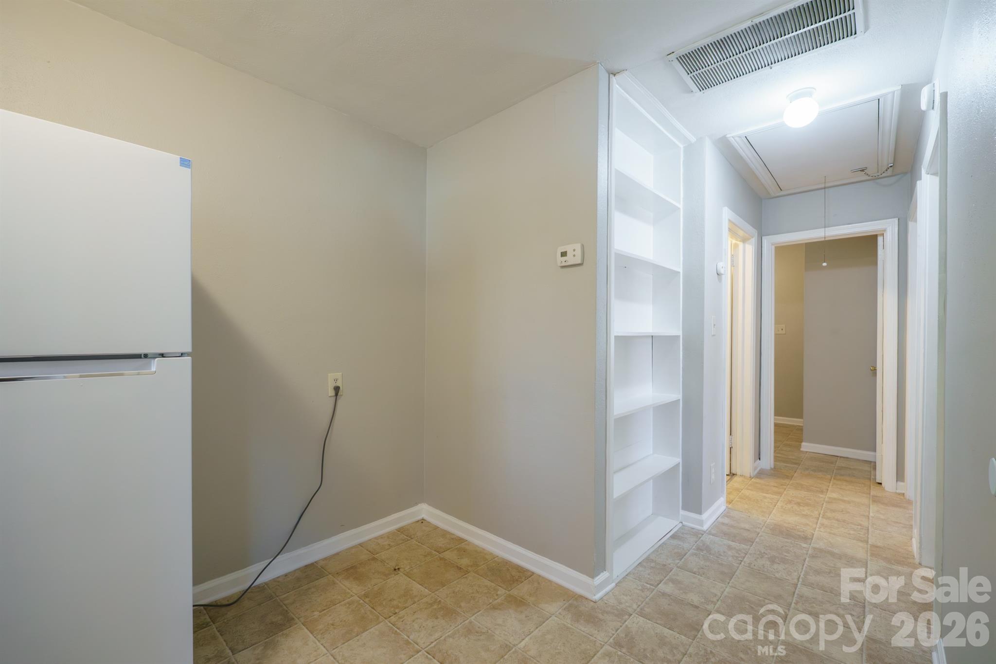 829 4th Avenue Southwest Hickory, NC 28602 - Photo 10 of 16