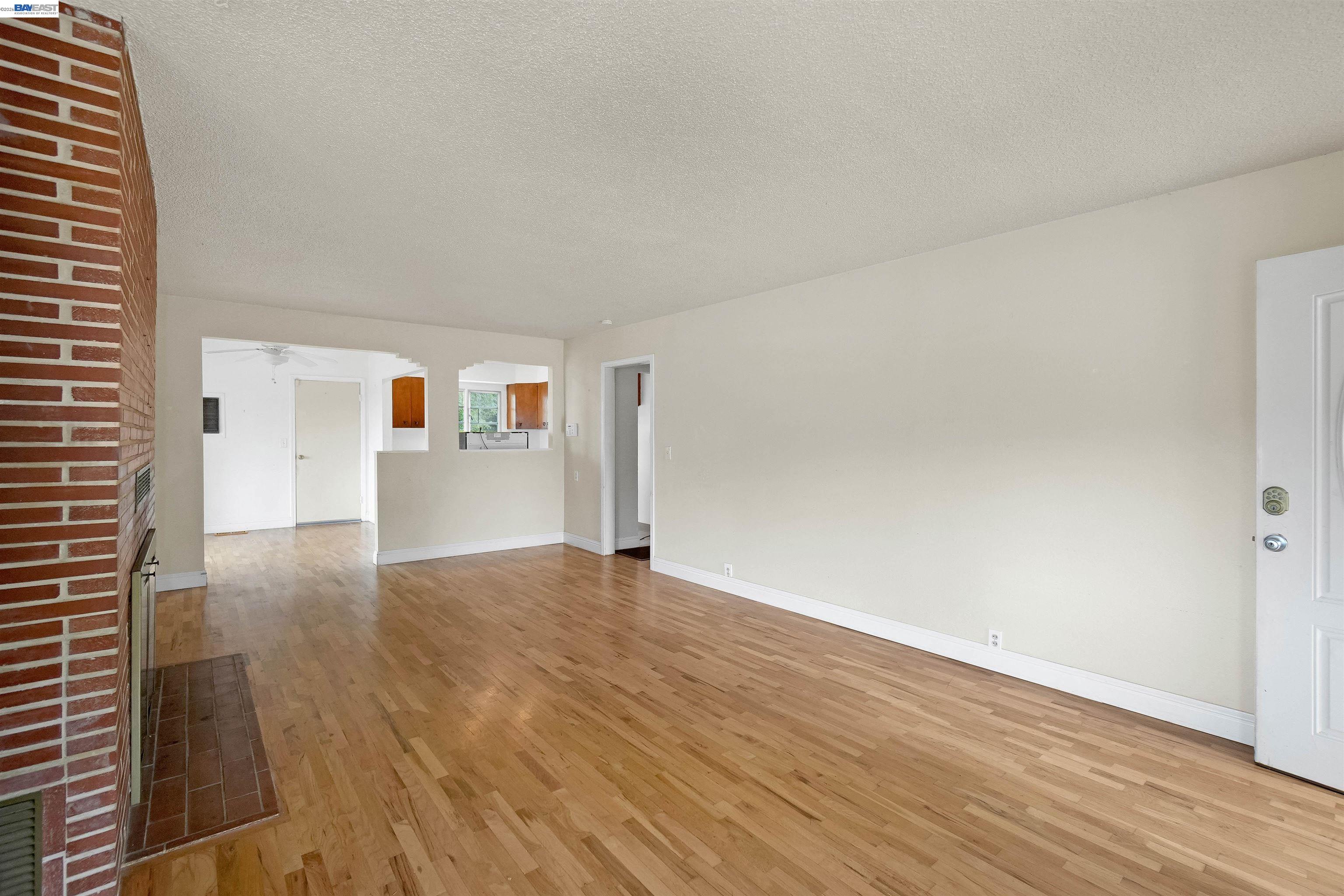 26027 Clover Road Hayward, CA 94542 - Photo 16 of 62