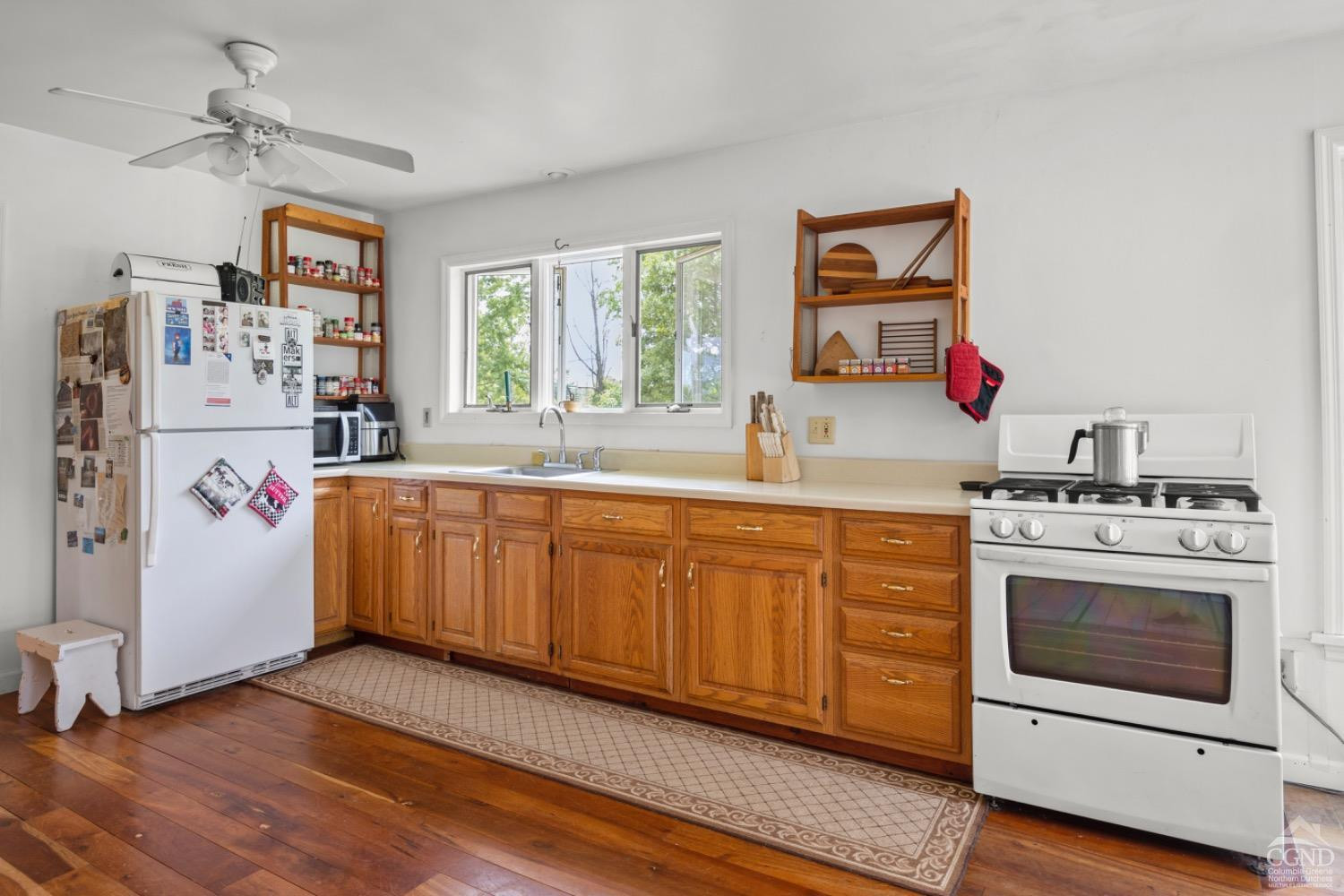37 Stonegate Road Greenville, NY 12083 - Photo 7 of 18 Photo 7