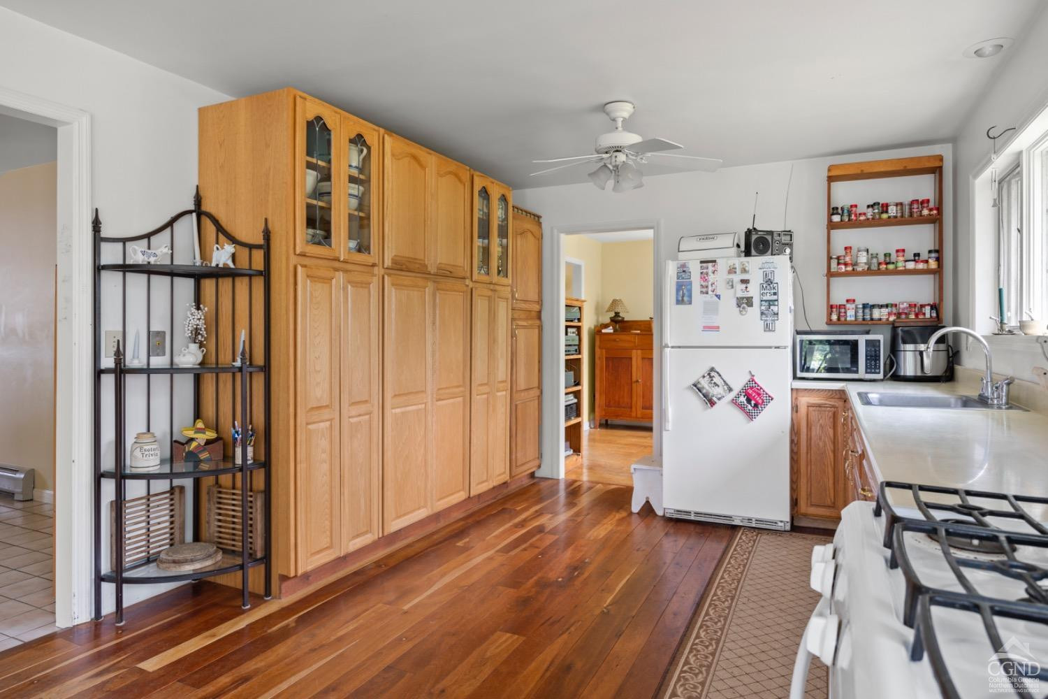 37 Stonegate Road Greenville, NY 12083 - Photo 8 of 18 Photo 8
