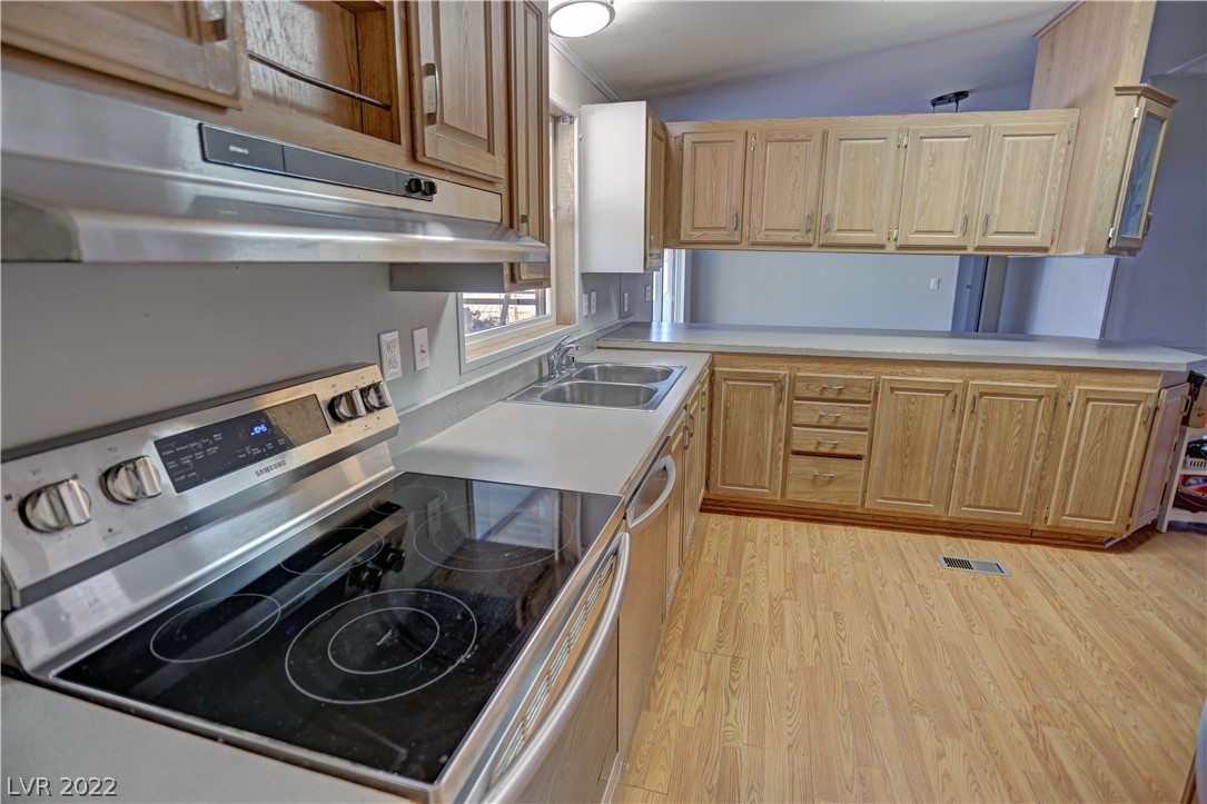 5826 Saddletree Road Pahrump, NV 89061 - Photo 9 of 32 Gallery Image 9