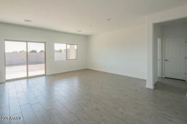 $275,000 | 4145 North Tamarax Drive, Eloy, AZ 85131