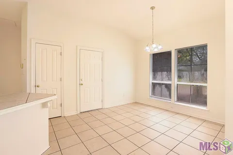 $219,000 | 212 Springhaven Drive, Baton Rouge, LA 70810