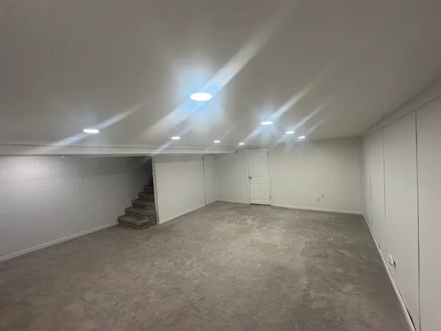 $349,900 | 9485 Sumac Road, Unit F, Des Plaines, IL 60016