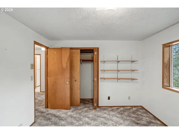 $759,900 | 6683 Indian Springs Road, Scotts Mills, OR 97375