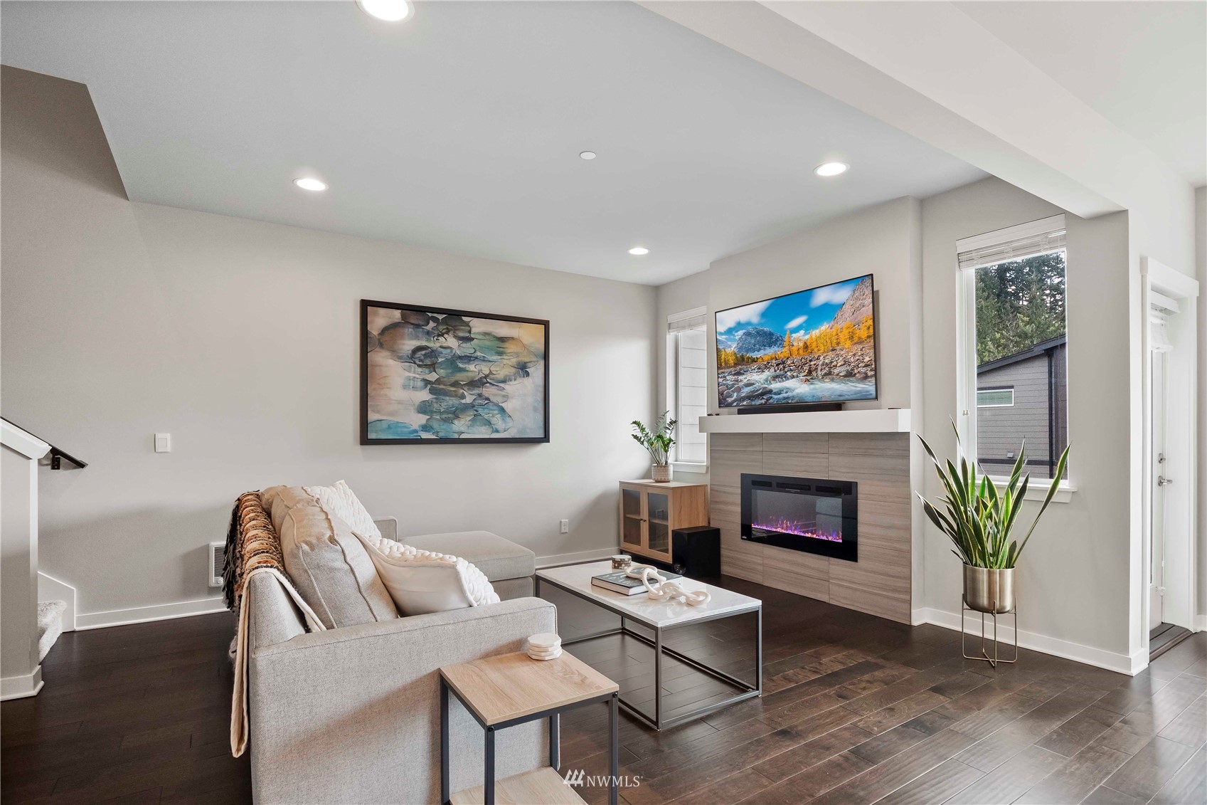 1325 Seattle Hill Road, Unit C4 Bothell, WA 98012 - Photo 3 of 33 a living room with furniture and a fireplace