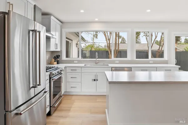 $819,000 | 7685 Beverly Drive, Rohnert Park, CA 94928