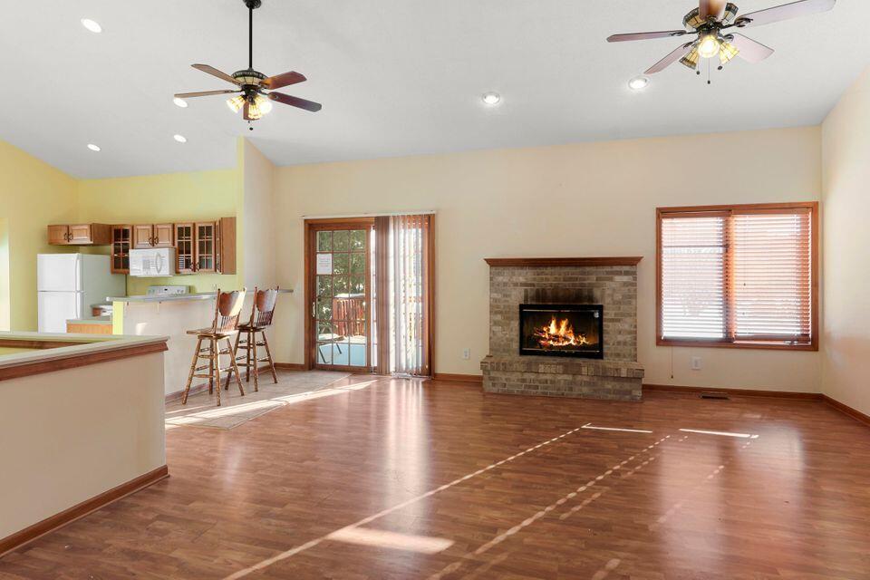909 Devils Lane Walworth, WI 53184 - Photo 1 of 1 Great Room