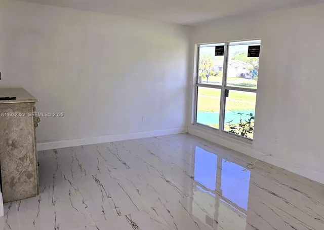 $1,500 | 22335 Montrose Avenue, Unit 22335, Port Charlotte, FL 33952