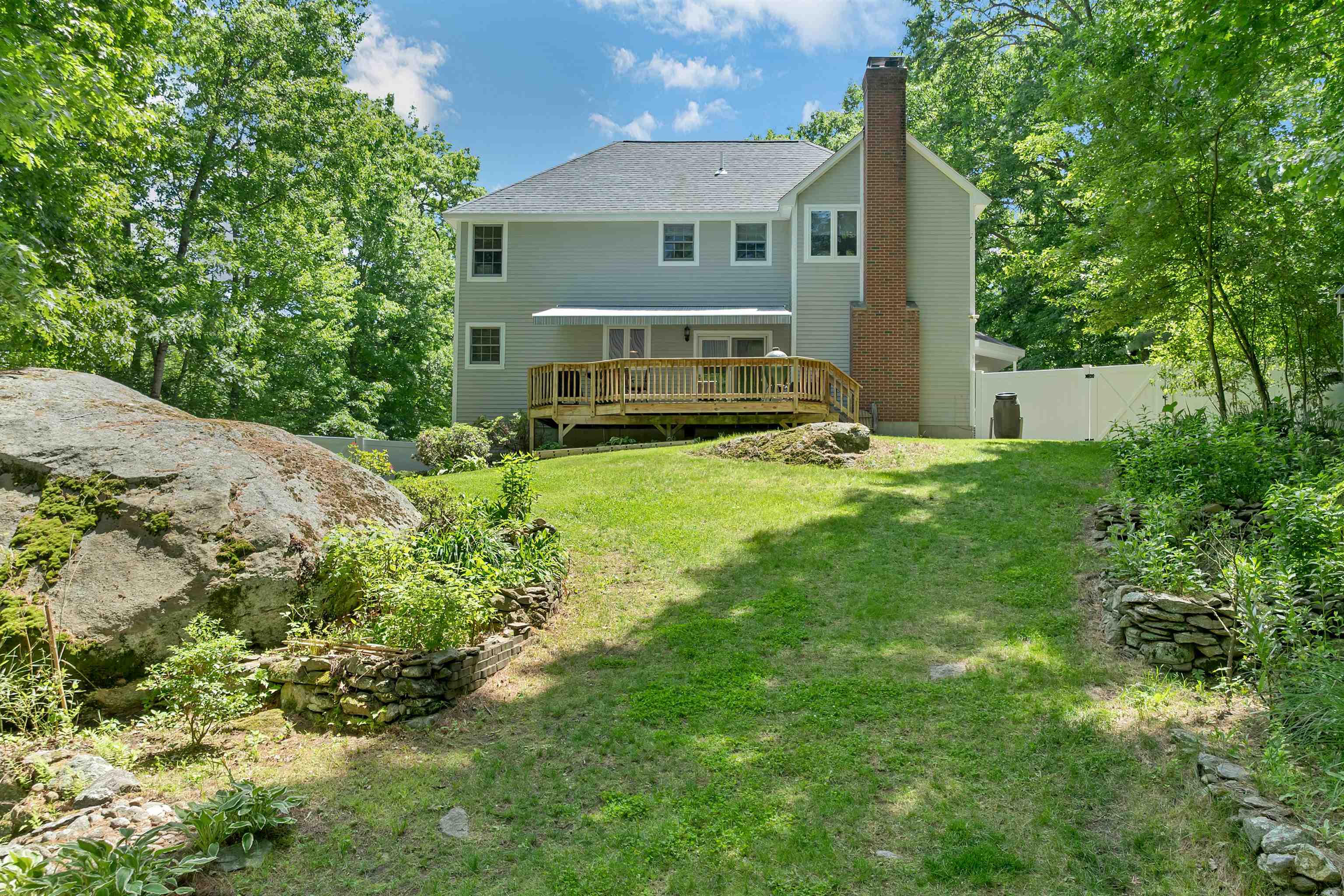 76 Marblehead Road Windham, NH 03087 - Photo 4 of 48