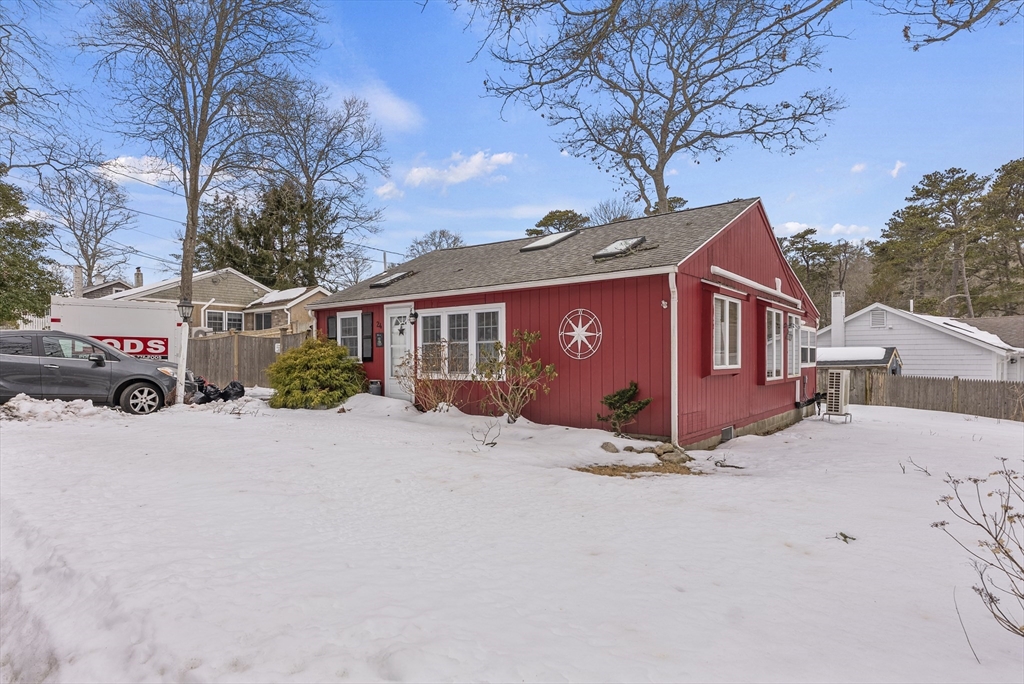 24 E Road Mashpee, MA 02649 - Photo 3 of 42