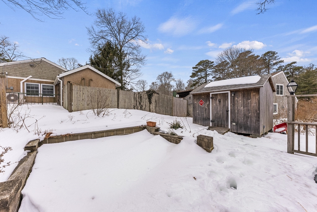 24 E Road Mashpee, MA 02649 - Photo 7 of 42