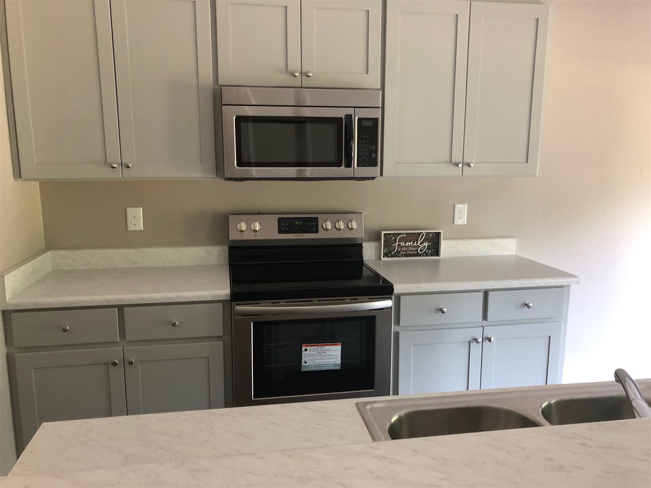 341 Old Lowe Road Spartanburg, SC 29303 - Photo 8 of 13 Kitchen