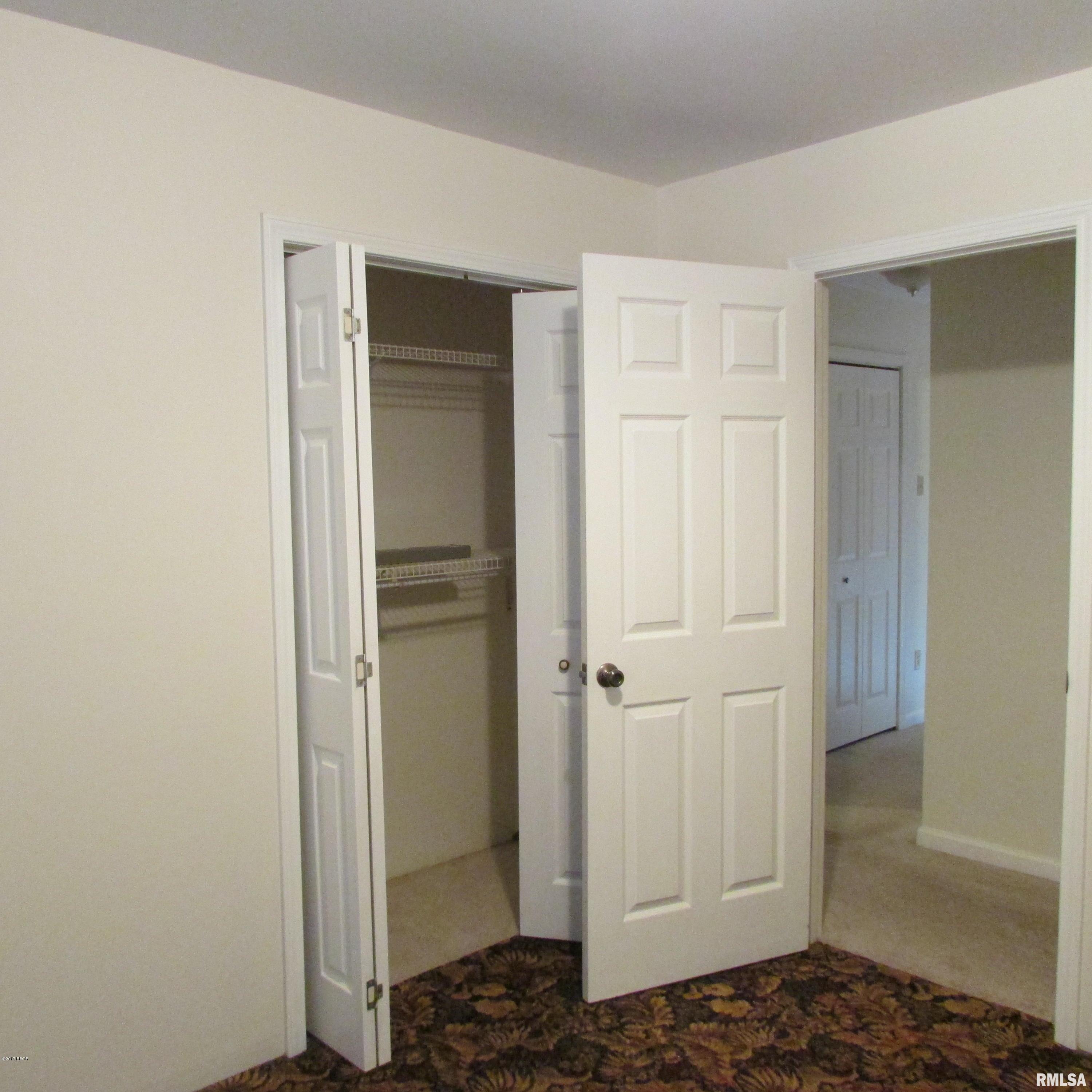 416 Bixler Road Eldorado, IL 62930 - Photo 12 of 39 Gallery Image 12