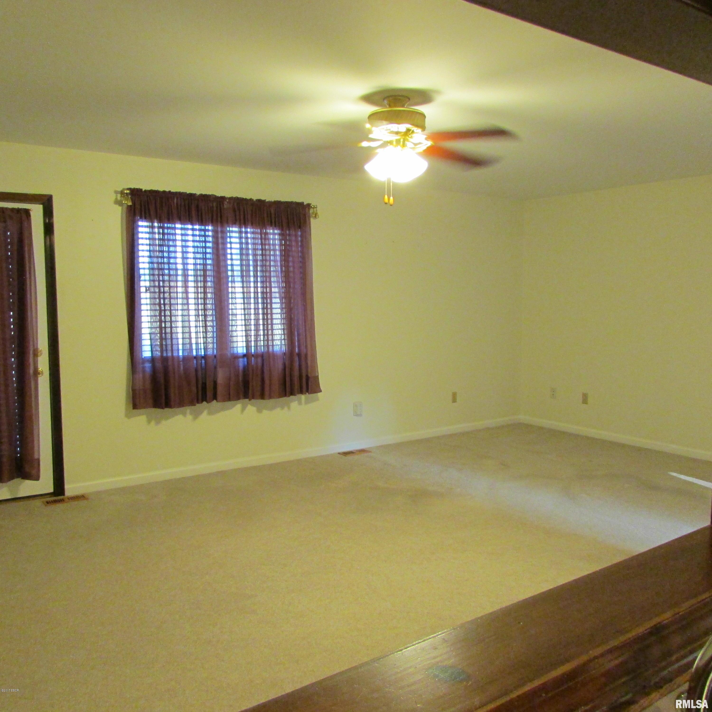 416 Bixler Road Eldorado, IL 62930 - Photo 16 of 39 Gallery Image 16