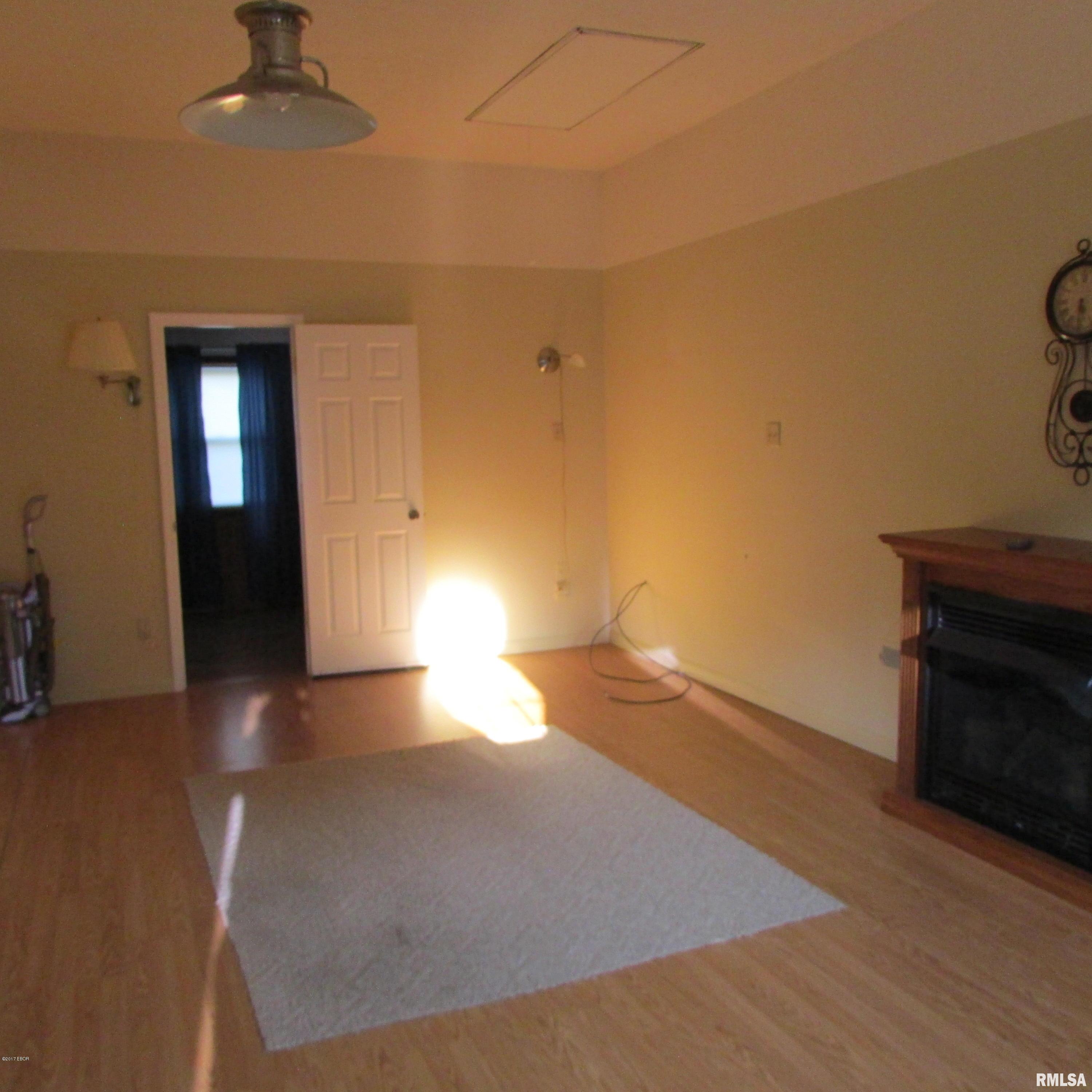 416 Bixler Road Eldorado, IL 62930 - Photo 22 of 39 Gallery Image 22