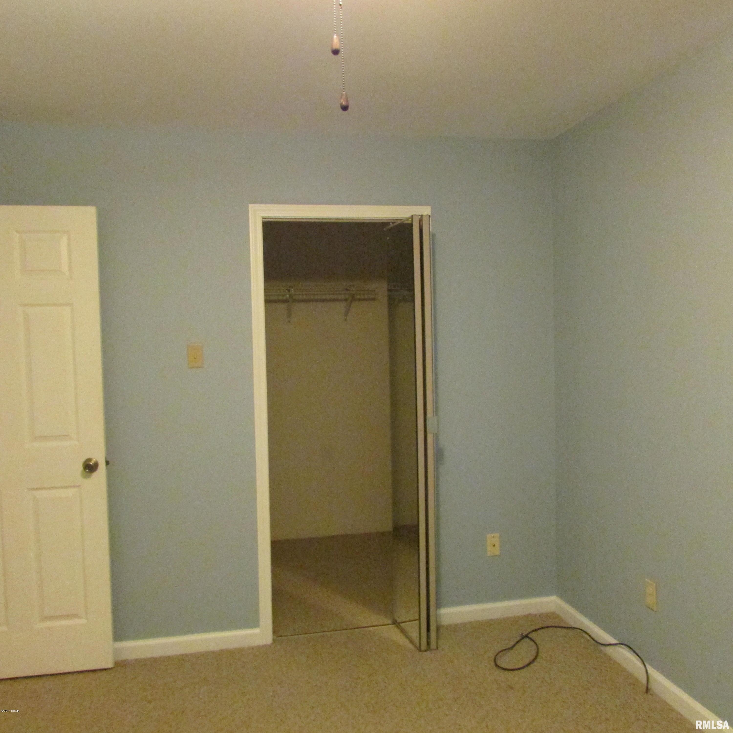 416 Bixler Road Eldorado, IL 62930 - Photo 10 of 39 Gallery Image 10